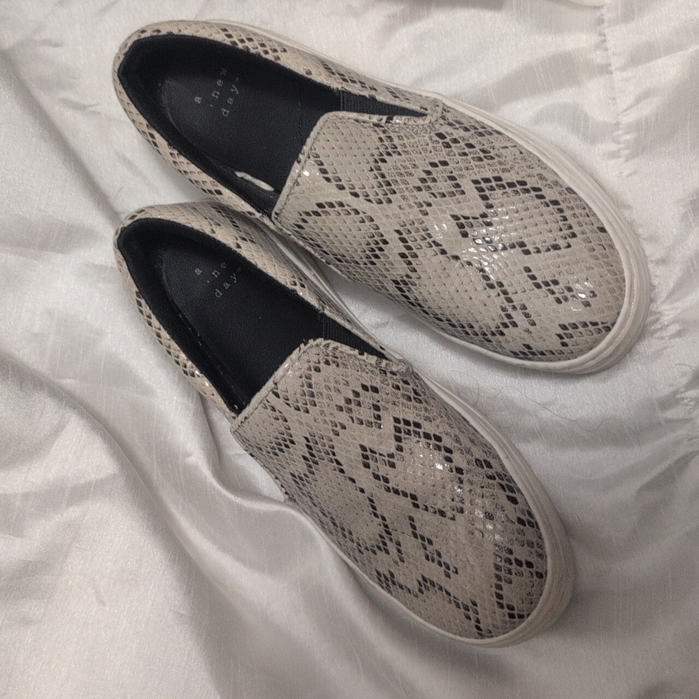 A new day | Snake print Slip on sneakers